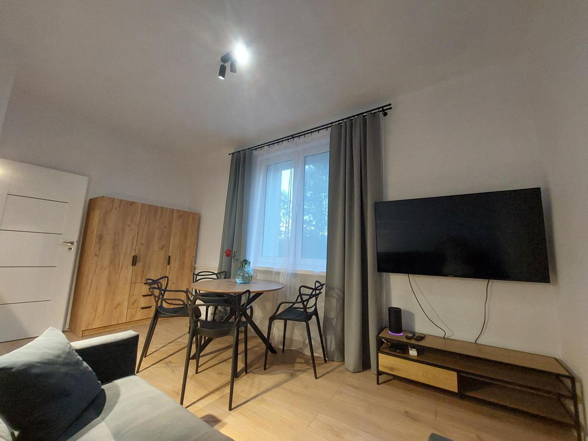Apartament Aleja 29 Listopada Krasków Eksteriør bilde