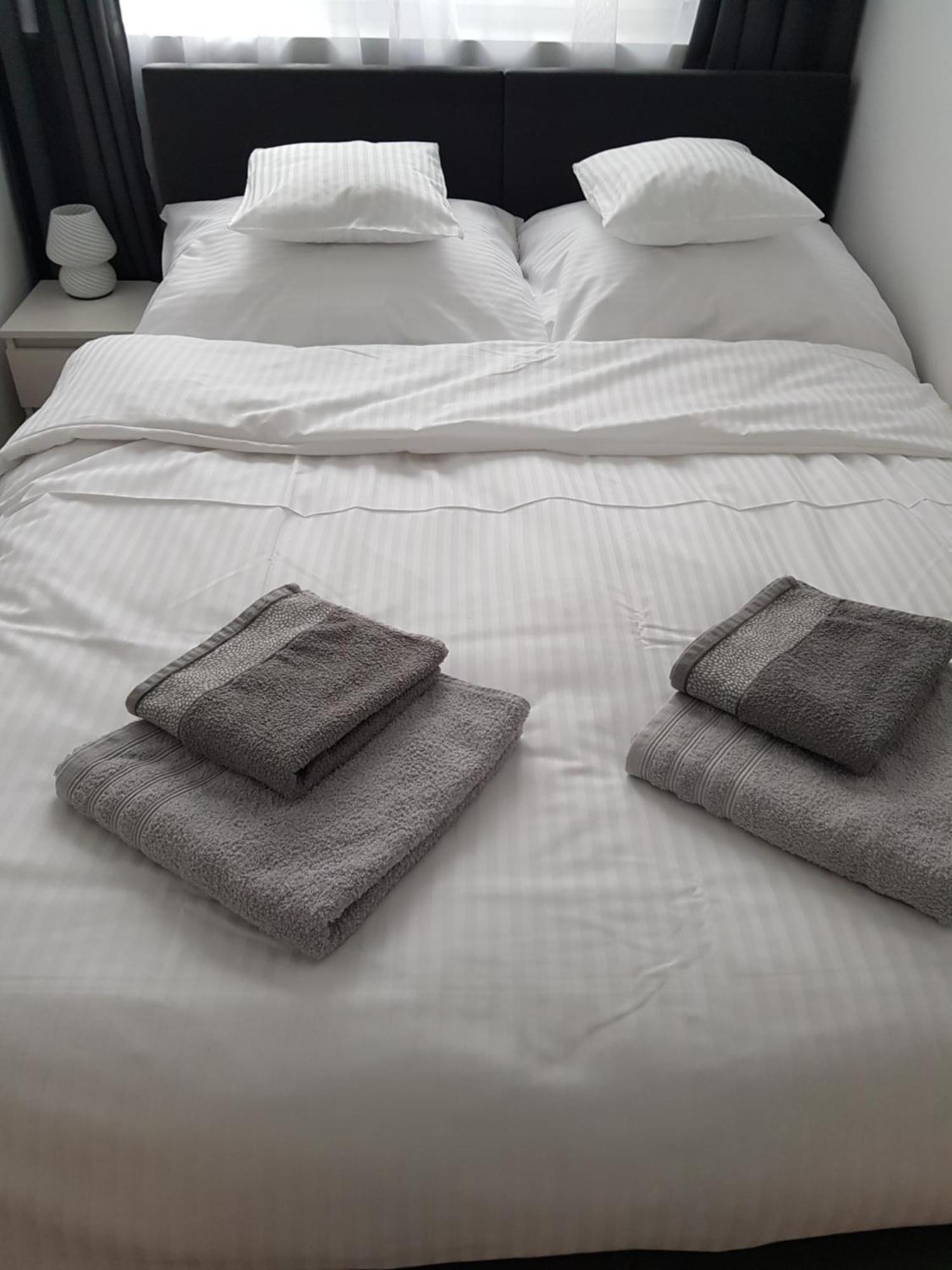 Apartament Aleja 29 Listopada Krasków Eksteriør bilde