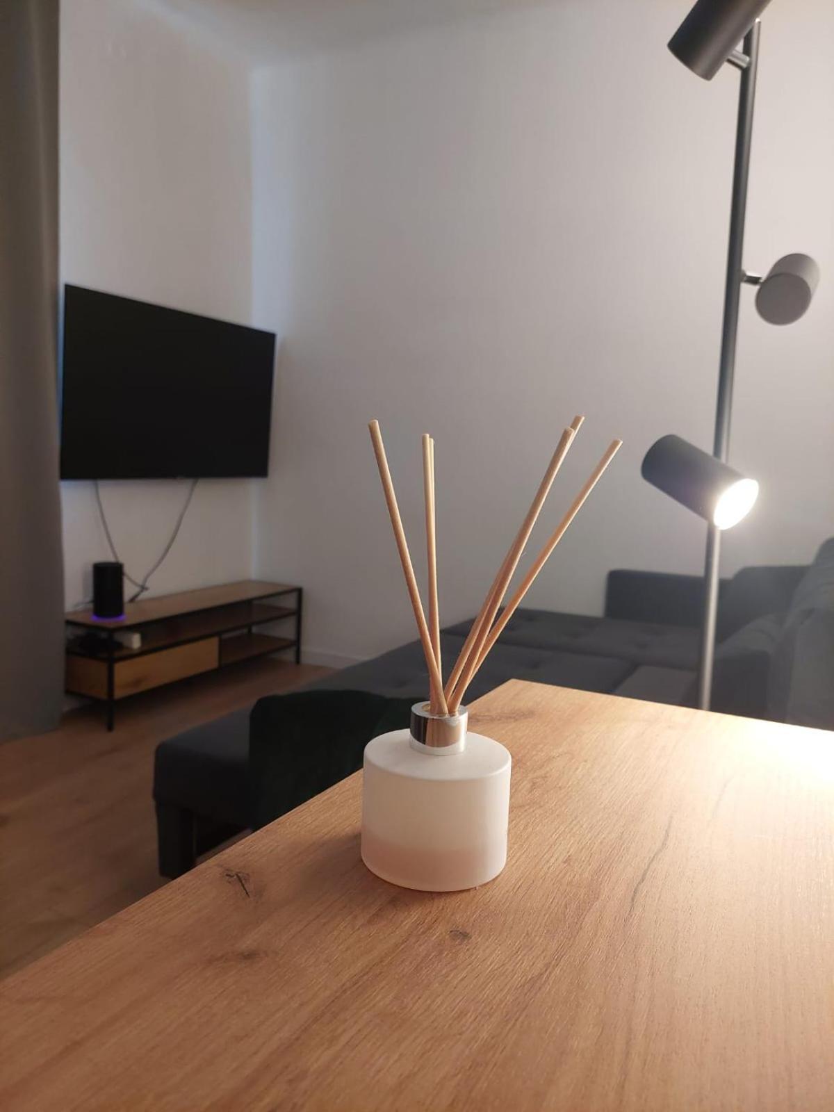 Apartament Aleja 29 Listopada Krasków Eksteriør bilde