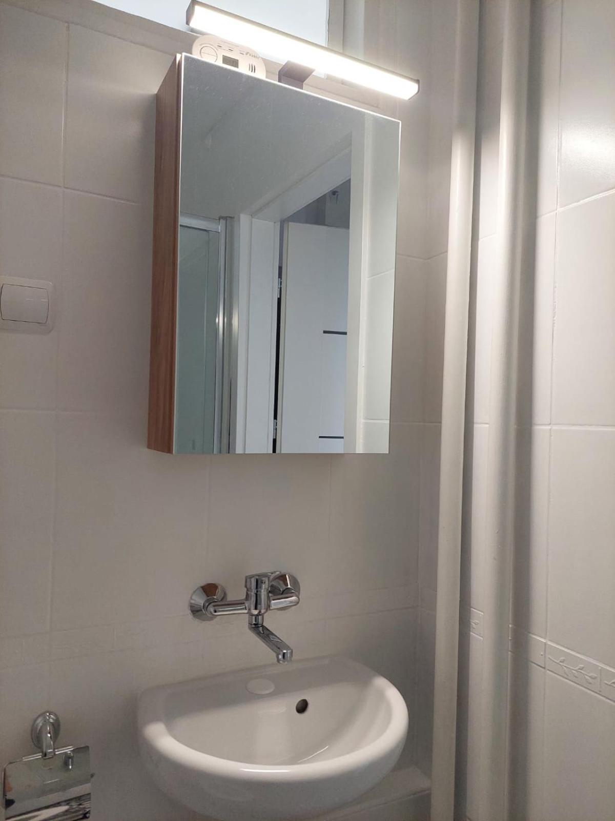 Apartament Aleja 29 Listopada Krasków Eksteriør bilde